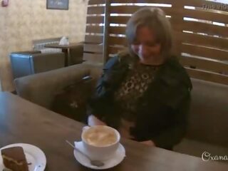 Bliká v the cafe