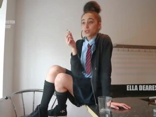 Σχολείο adolescent καπνίζοντας sph - ella dearest