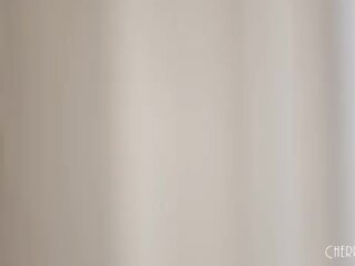 আন্তবর্ণ কঠিন চুদা সঙ্গে বিশাল পাছা আবলুস গ্রহণ একটি কঠিন সাদা বাড়া ঠিক পরে পদাঙ্গুলি চোষা এবং পাছা পরাজয়