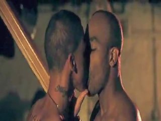 Homosexual música vídeo en rihanna-rude b-y