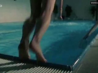 Henriette heinze - wyraźny brudne klips sceny, topless & krzaki - auftauchen (2006)