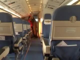Tökéletes levegő hostess szerzés szar által szerencsés pilóta