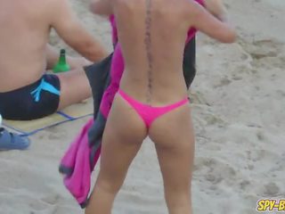 Big Tits swell Topless MILFs - Amateur Voyeur Beach film